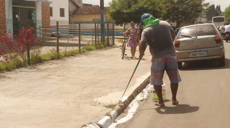 Avenida Presidente Vargas recebe serviços de manutenção