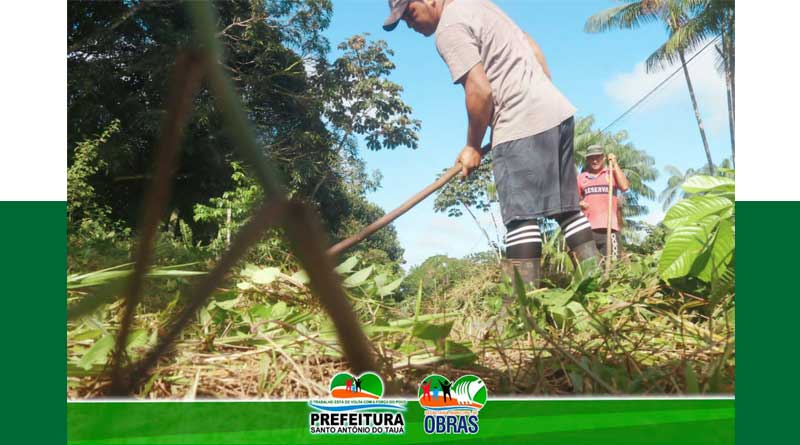 Limpeza da Rua Sete de Setembro no bairro do Moraszão