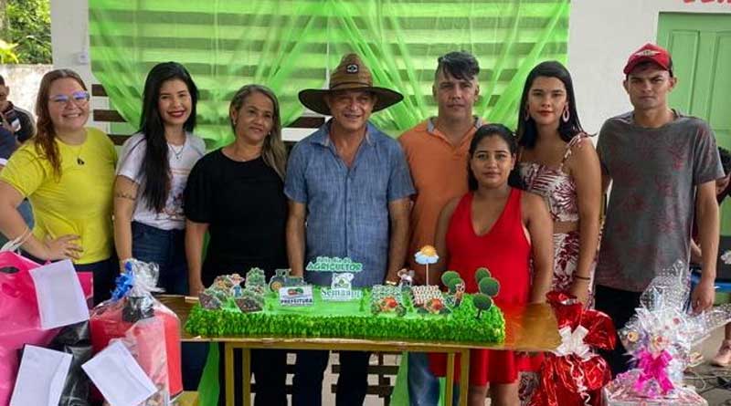 Agricultores do Tauá Foram Homenageados na Feira Livre da Agricultura